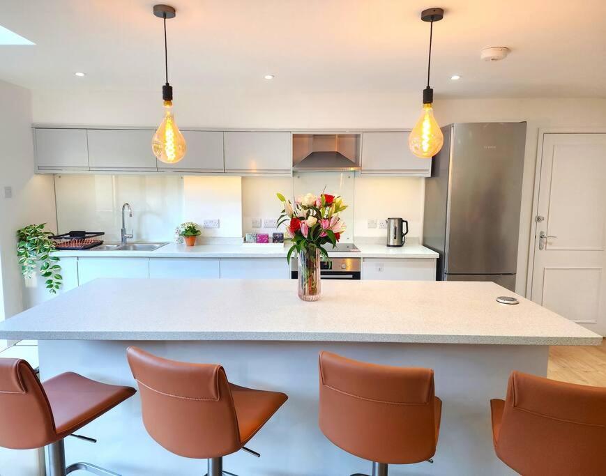 Hutchcomb Villa, 4 Bed Luxury House,Oxford+Parking Eksteriør billede